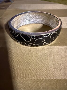 Black Enamel Patterned Bangle Bracelet